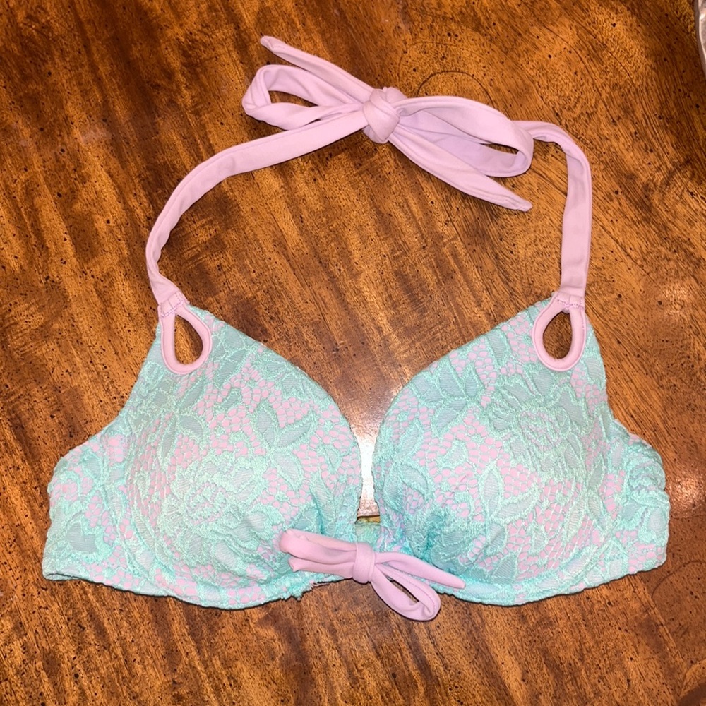 New Victoria’s Secret “Gorgeous” Bikini Top (32A)